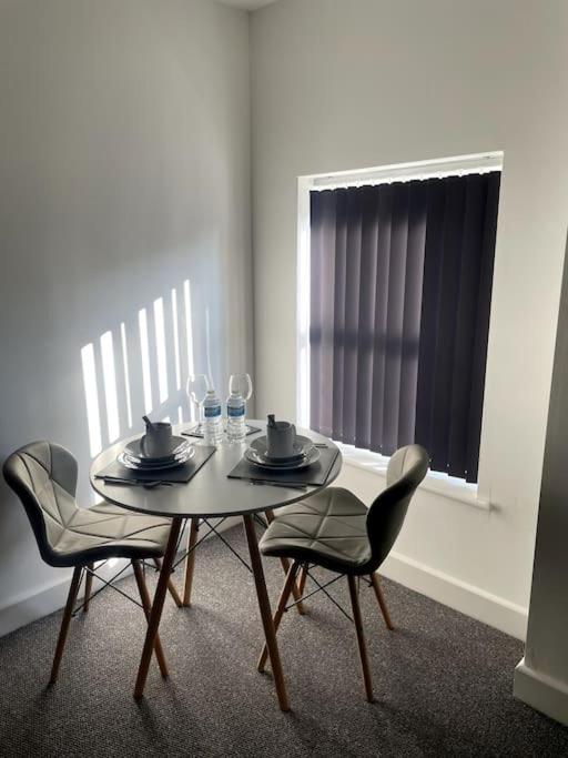 #6Bs 1 Bed Serviced Apartment Derby Buitenkant foto